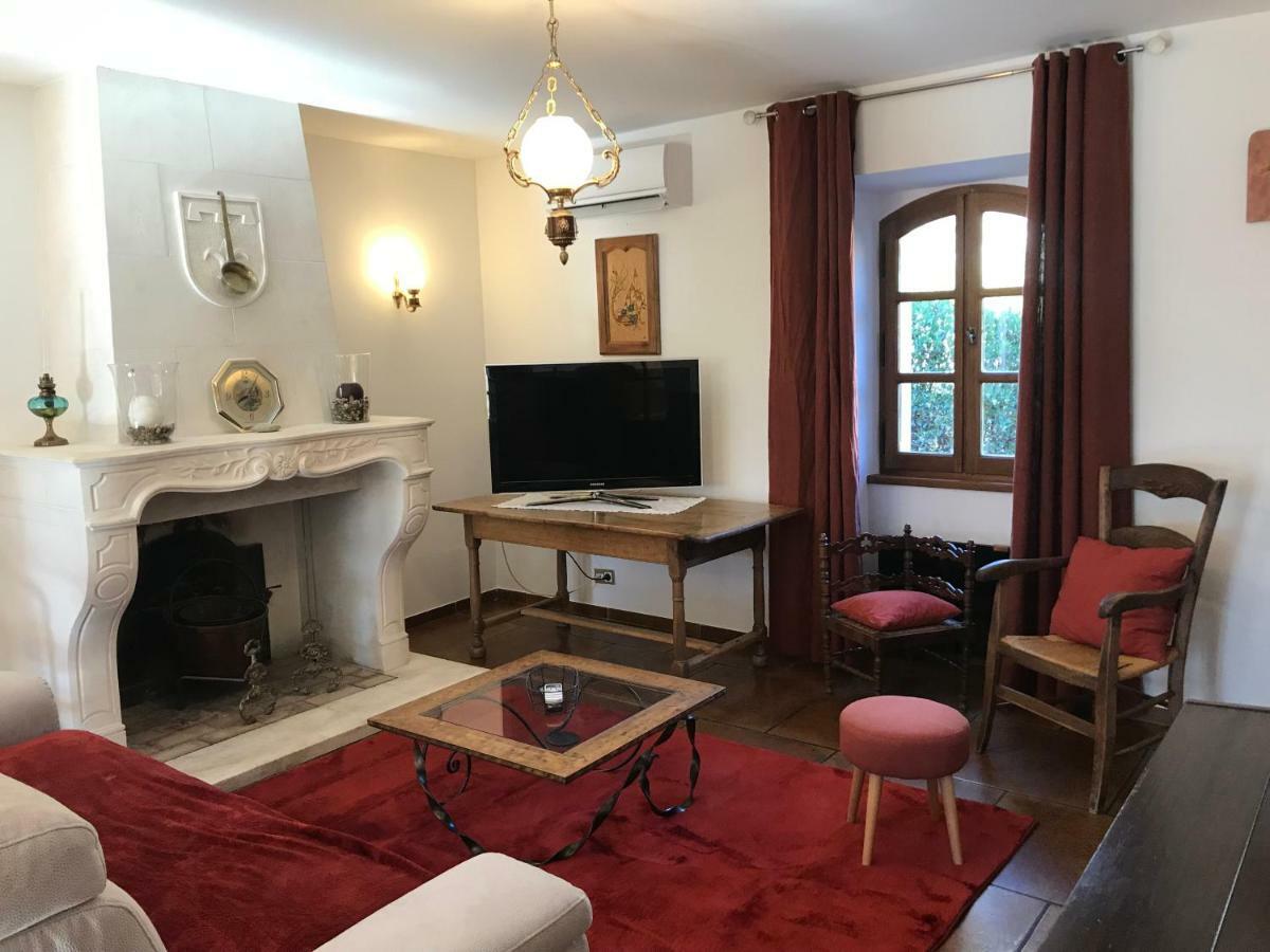 La Clue/ Le Jas Du Ventoux Otel Plaisians Dış mekan fotoğraf